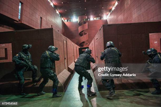 Security Forces Riyadh 56 Saudi Arabia Special Security Forces Training Stock Photos, High-Res ...