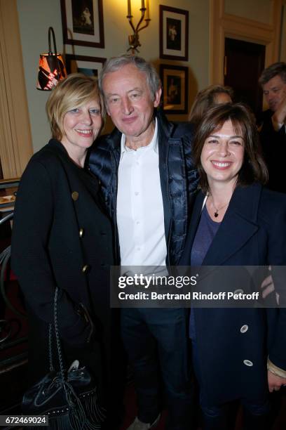 Chantal Ladesou, Yann Queffelec and his wife Servanne attend "La Recompense" Theater Play at Theatre Edouard VII on April 24, 2017 in Paris, France.