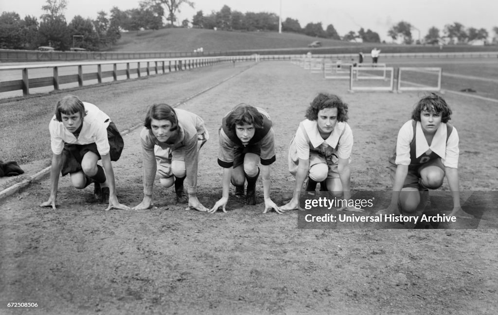 U.S. Female Track and Field Athletes, Elizabeth Stine, Camile Sabie, Maybelle Gilliland, Florieda Batson, Janet Snow, Portrait in Newark, New Jersey, USA, July 1922