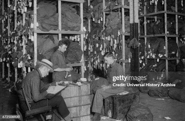 Workers Tracing Property of Soldiers upon Return from Europe after World War I, New York City, New York, USA, Bain News Service, 1919.