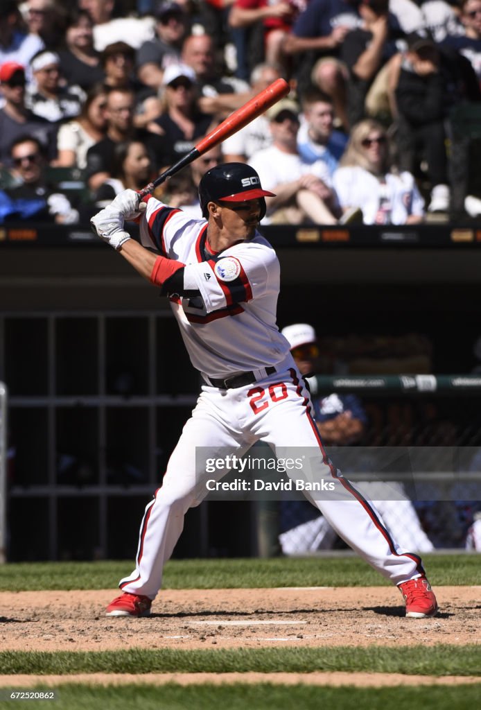 Cleveland Indians v Chicago White Sox