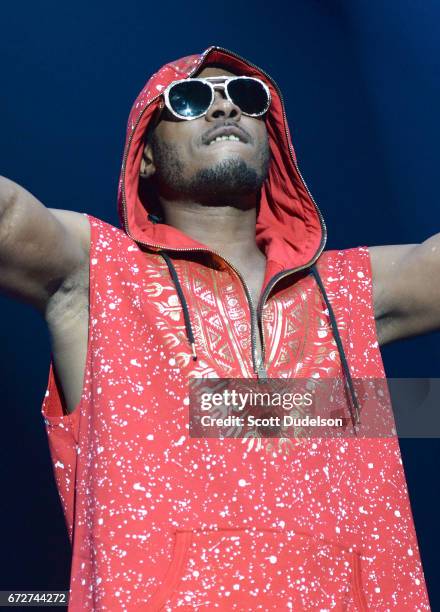 Fleshbone Rapper Flesh N Bone Photos and Premium High Res Pictures - Getty Images