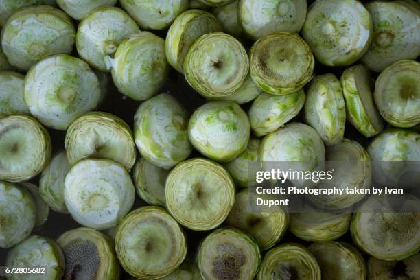 mangeons sain - légume stock pictures, royalty-free photos & images