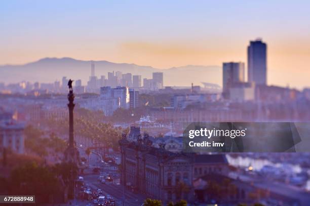barcelona's cityscape from montjuïc mountain - moll de la fusta imagens e fotografias de stock