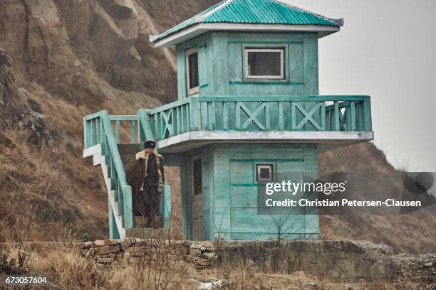 north korean border guard tower - nordkorea bildbanksfoton och bilder