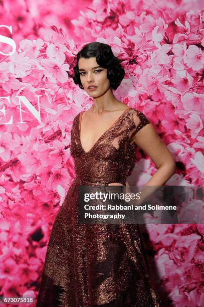 Chris Renn 792 Crystal Renn Photos Stock Photos, High-Res Pictures, and Images ...