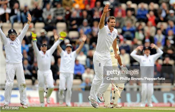 Chris Tremlett of England leading the appeal as he dismisses Tharanga Paranavitana of Sri Lanka during the 3rd Test match at the Rose Bowl in...