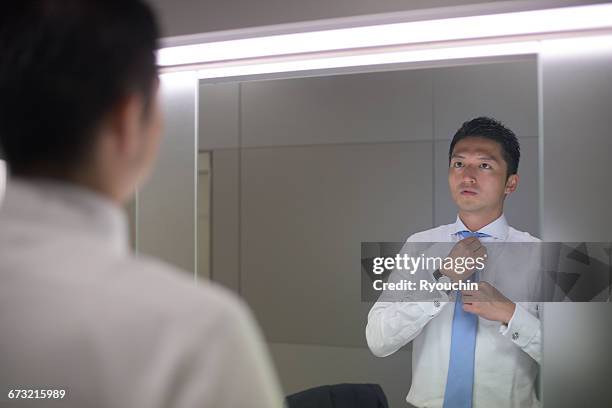 break time, business life - businessman challenge stock pictures, royalty-free photos & images