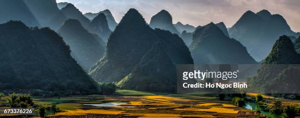 mountains and light - vietnam stock pictures, royalty-free photos & images