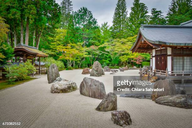 kongōbu-ji temple on mount kōya, japan - koya san stock pictures, royalty-free photos & images
