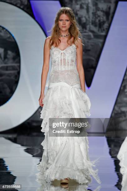 Model walks the runway at Yolancris show during Barcelona Bridal Fashion Week 2017 on April 26, 2017 in Barcelona, Spain.