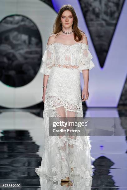 Model walks the runway at Yolancris show during Barcelona Bridal Fashion Week 2017 on April 26, 2017 in Barcelona, Spain.