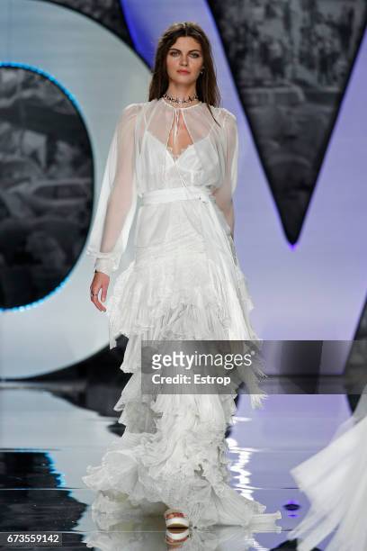 Model walks the runway at Yolancris show during Barcelona Bridal Fashion Week 2017 on April 26, 2017 in Barcelona, Spain.
