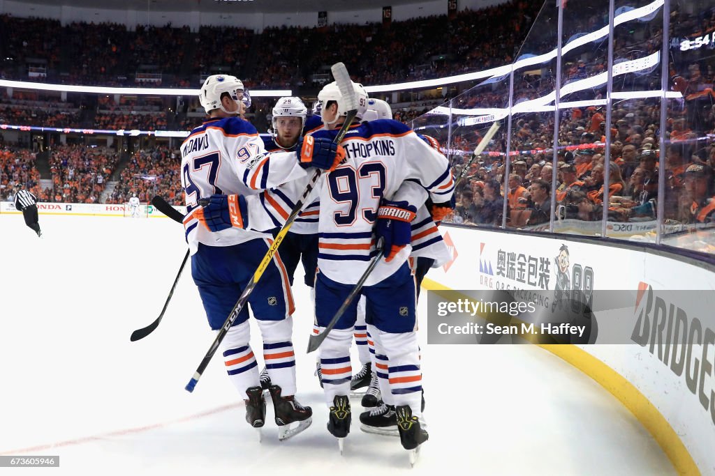 Edmonton Oilers v Anaheim Ducks - Game One