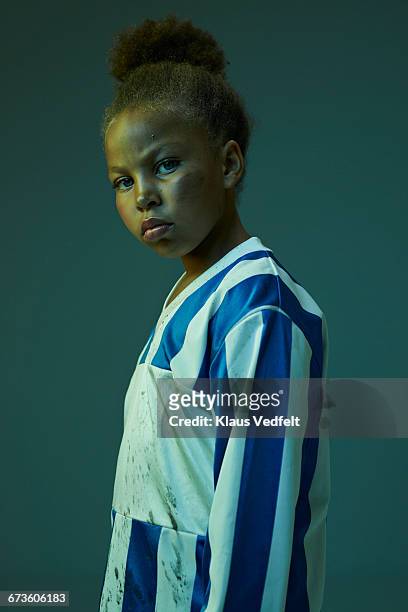 portrait of cool young female football player - forward athlete stockfoto's en -beelden