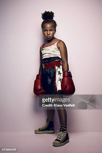 portrait of cool young female boxer - kids boxing stockfoto's en -beelden