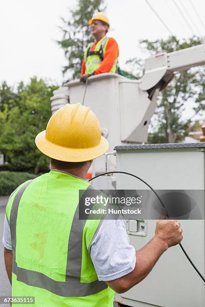 Power Line Work 100 Cherry Picker Bucket Truck Stock Photos, High-Res Pictures, and ...