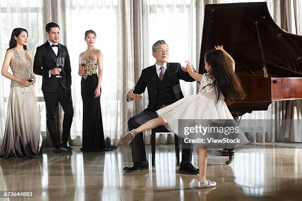 aristocratic family gatherings - fashionable family stock pictures, royalty-free photos & images