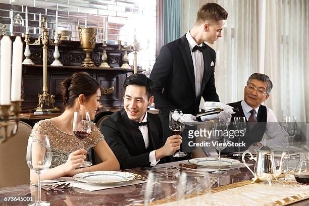 business people dinner - country club dinner stock pictures, royalty-free photos & images