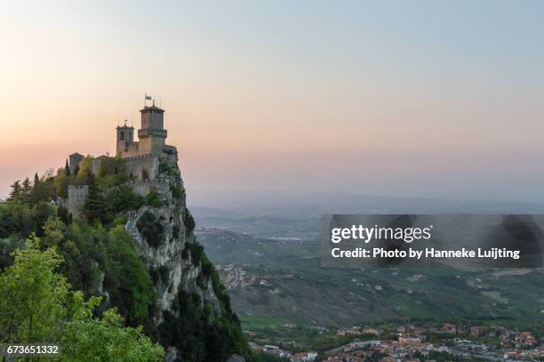 guaita fortress in san marino at sunset - republic of san marino stock-fotos und bilder