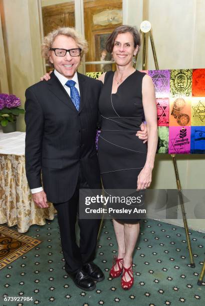 Thane Rosenbaum 39 Thane Rosenbaum Stock Photos, High-Res Pictures, and Images - Getty ...