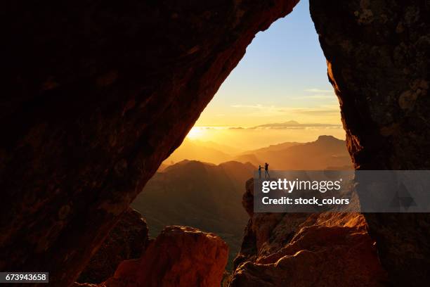 enjoy adventure together - mountain sunset stock pictures, royalty-free photos & images