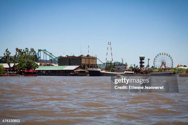 amusement park, rio de la plata, buenos aires, argentina, 2013 - amérique latine stock pictures, royalty-free photos & images