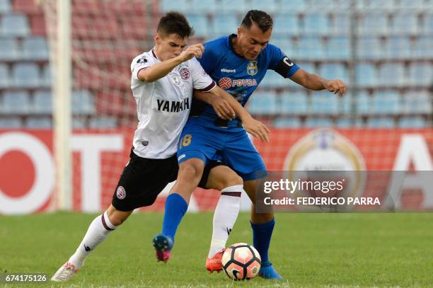 Juan Arango of Venezuela's Zulia vies for the ball with Matias Sanchez of Argentina's Lanus during their Copa Libertadores 2017 football match held...