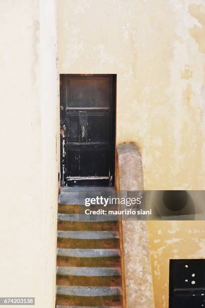 staircase of a house (geometric composition) - struttura edile - fotografias e filmes do acervo