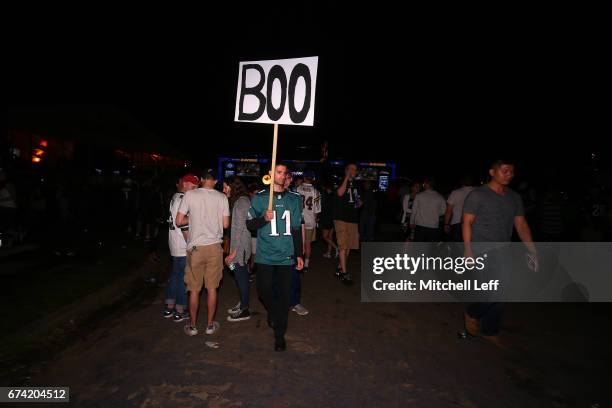 Fans react after Derek Barnett of Tennessee was picked overall by the Philadelphia Eagles during the first round of the 2017 NFL Draft at the...