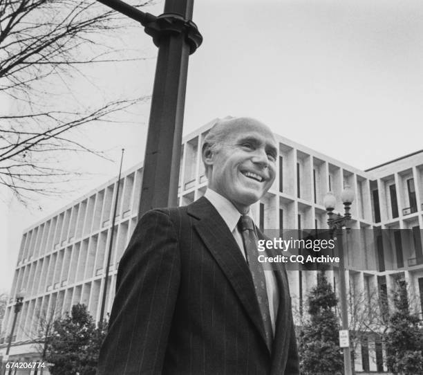 Sen. Herb Kohl, D-Wis., in front of Hart Senate Office Building, on November 27, 1991.