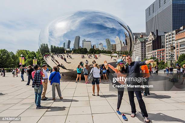 downtown, loop, millennium park - chicago bean stock pictures, royalty-free photos & images