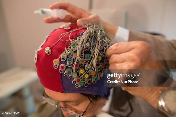 Real Mind Reader Machine 69 Mind Reading Machine Stock Photos, High-Res Pictures, and Images ...
