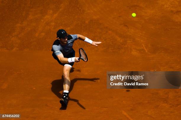 Andy Murray of Great Britain plays a forehand against Albert Ramos-Vinolas of Spain on day five of the Barcelona Open Banc Sabadell in the...