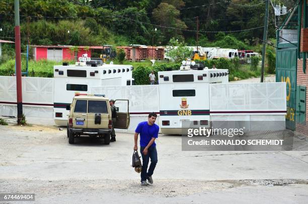 Venezuelan National Guard riot control vehicles block the access to the Ramo Verde prison in Los Teques, 30 km east of Caracas, where opposition...
