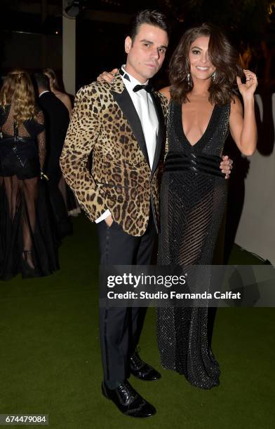 Beto Pacheco and Juliana Paes attend the 7th Annual amfAR Inspiration Gala on April 27, 2017 in Sao Paulo, Brazil.