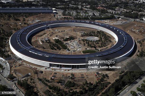 An aerial view of the new Apple headquarters on April 28, 2017 in Cupertino, California. Apple's new 175-acre 'spaceship' campus dubbed "Apple Park"...