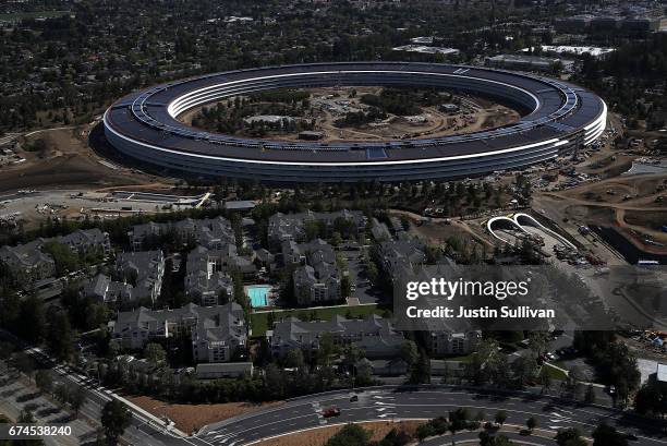 An aerial view of the new Apple headquarters on April 28, 2017 in Cupertino, California. Apple's new 175-acre 'spaceship' campus dubbed "Apple Park"...