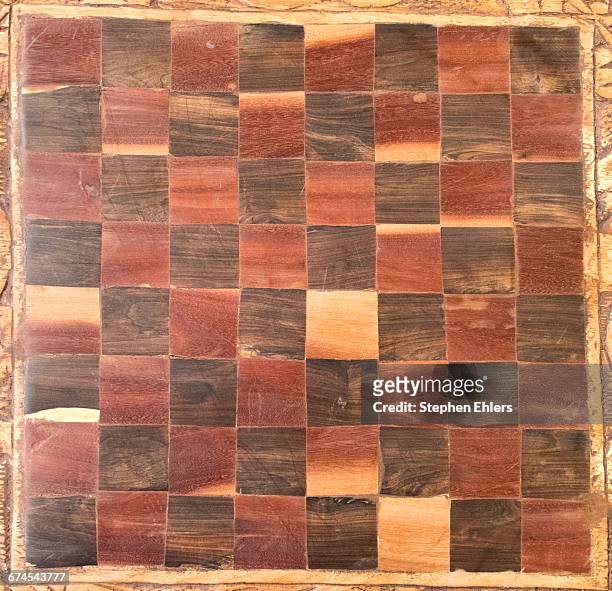texture series: wood - chess board overhead stock pictures, royalty-free photos & images