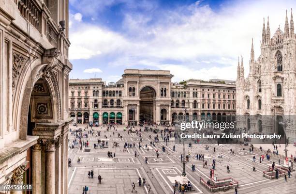 piazza duomo and galleria vittorio emanuele - milan square stock pictures, royalty-free photos & images