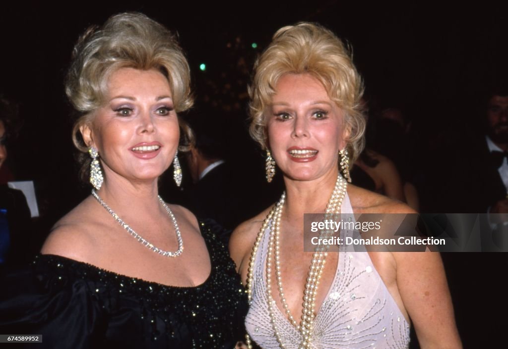 Sisters Zsa Zsa Gabor and Eva Gabor attend an event in October 1980