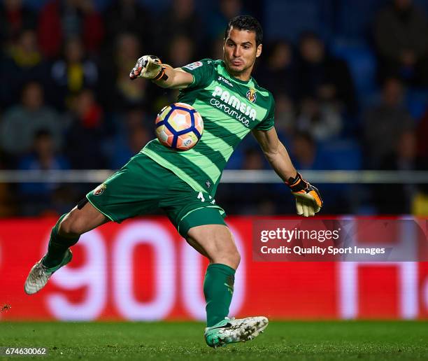 Andres Fernandez of Villarreal in action during the La Liga match between Villarreal CF and Real Sporting de Gijon at Estadio de la Ceramica on April...