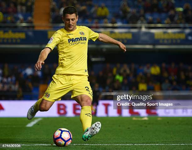 Daniele Bonera of Villarreal in action during the La Liga match between Villarreal CF and Real Sporting de Gijon at Estadio de la Ceramica on April...