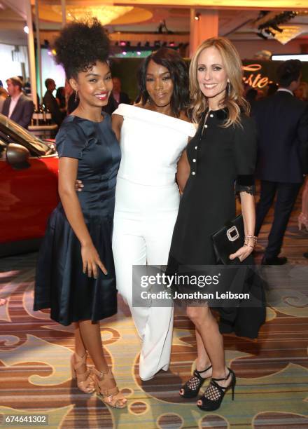 Actress Yara Shahidi, actress Angela Bassett and Vice Chair Dana Walden attend the UCLA Jonsson Cancer Center Foundation Hosts 22nd Annual "Taste for...