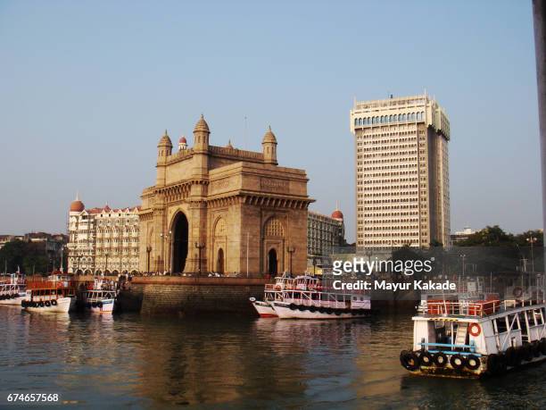 gate way of india, mumbai - gateway to india stockfoto's en -beelden