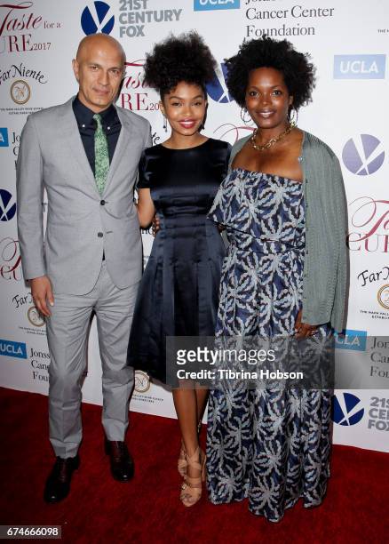 Yara Shahidi and her parents, Afshin Shahidi and Keri Shahidi , attend UCLA's Johnsson Center 22nd annual 'Taste For A Cure' event at the Beverly...