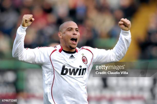 Siena 17 february 2007: Ronaldo of AC Milan celebrates during the Serie A 2006/2007 24th round match between Siena and Milan played at the "Artemio...