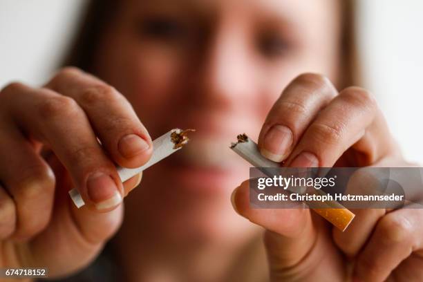 quit smoking - quitting smoking stock pictures, royalty-free photos & images