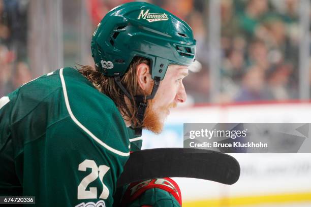 Ryan White of the Minnesota Wild washes from the bench against the St. Louis Blues in Game Five of the Western Conference First Round during the 2017...