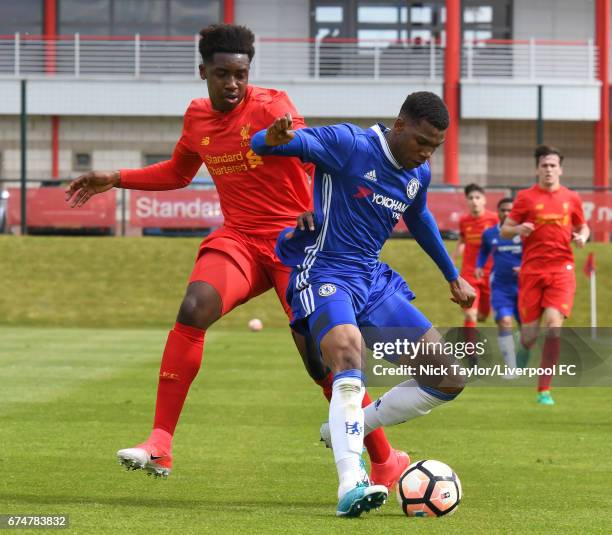 Okera Simmonds of Liverpool and Dujon Sterling of Chelsea in action during the Liverpool v Chelsea U18 Premier League game at The Kirkby Academy on...
